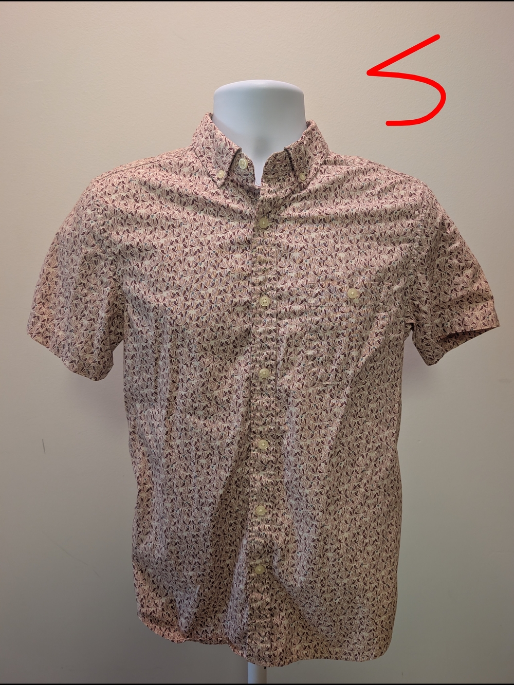 Vissla Light Pink Short-Sleeve Button-Down Leaf Print Shirt